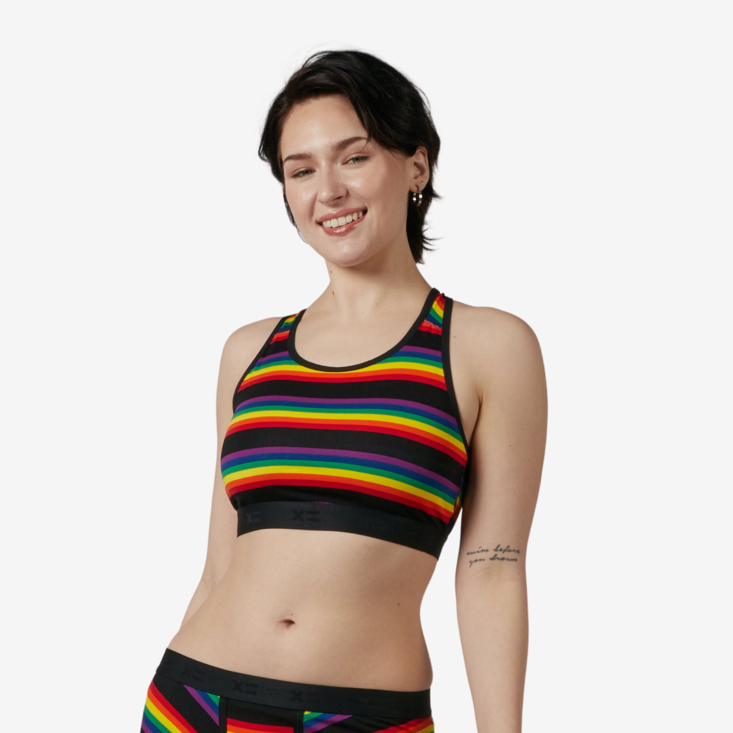 Model: Avery is 5'9" and wears a Medium