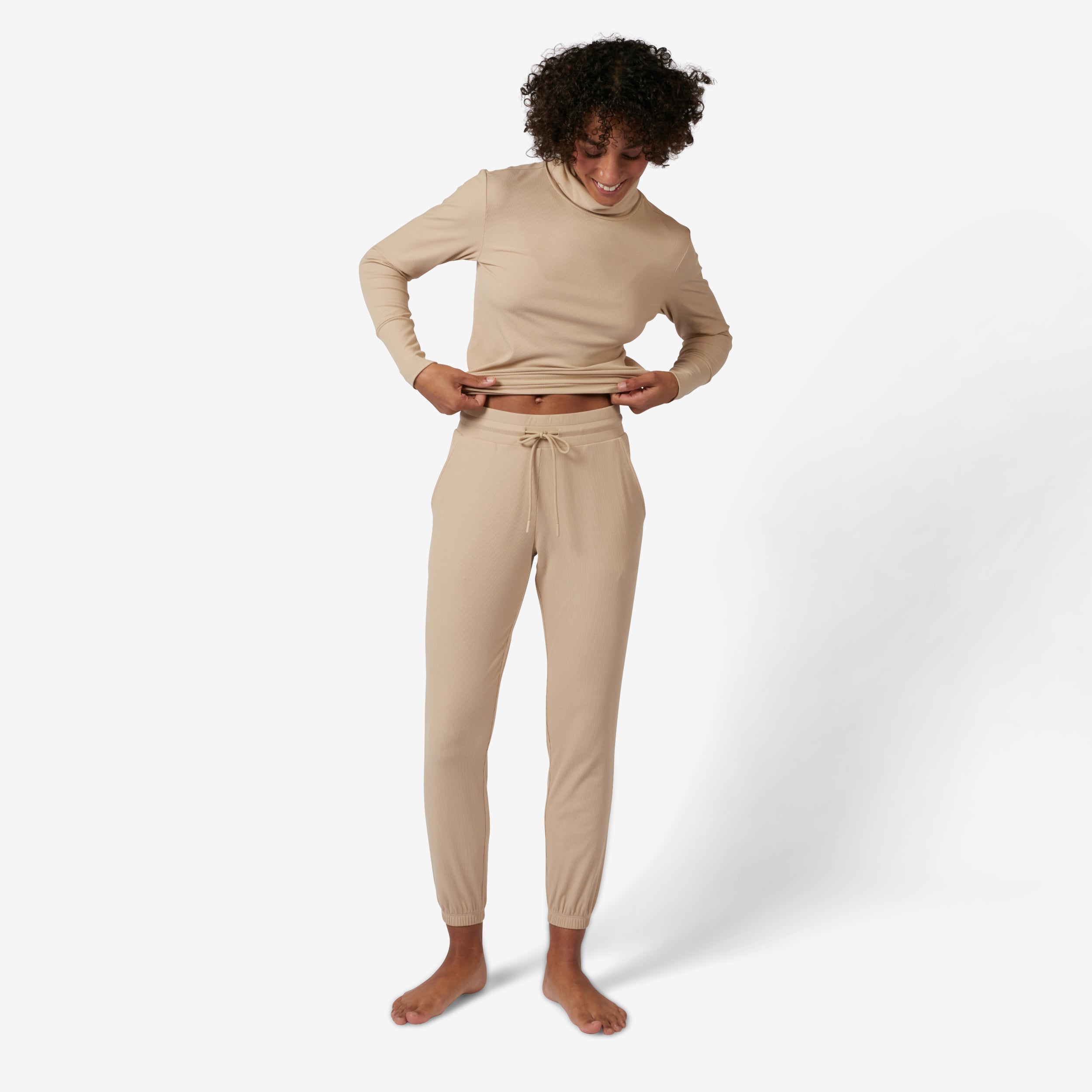 Model: Kass is 5'9" and wears a Small