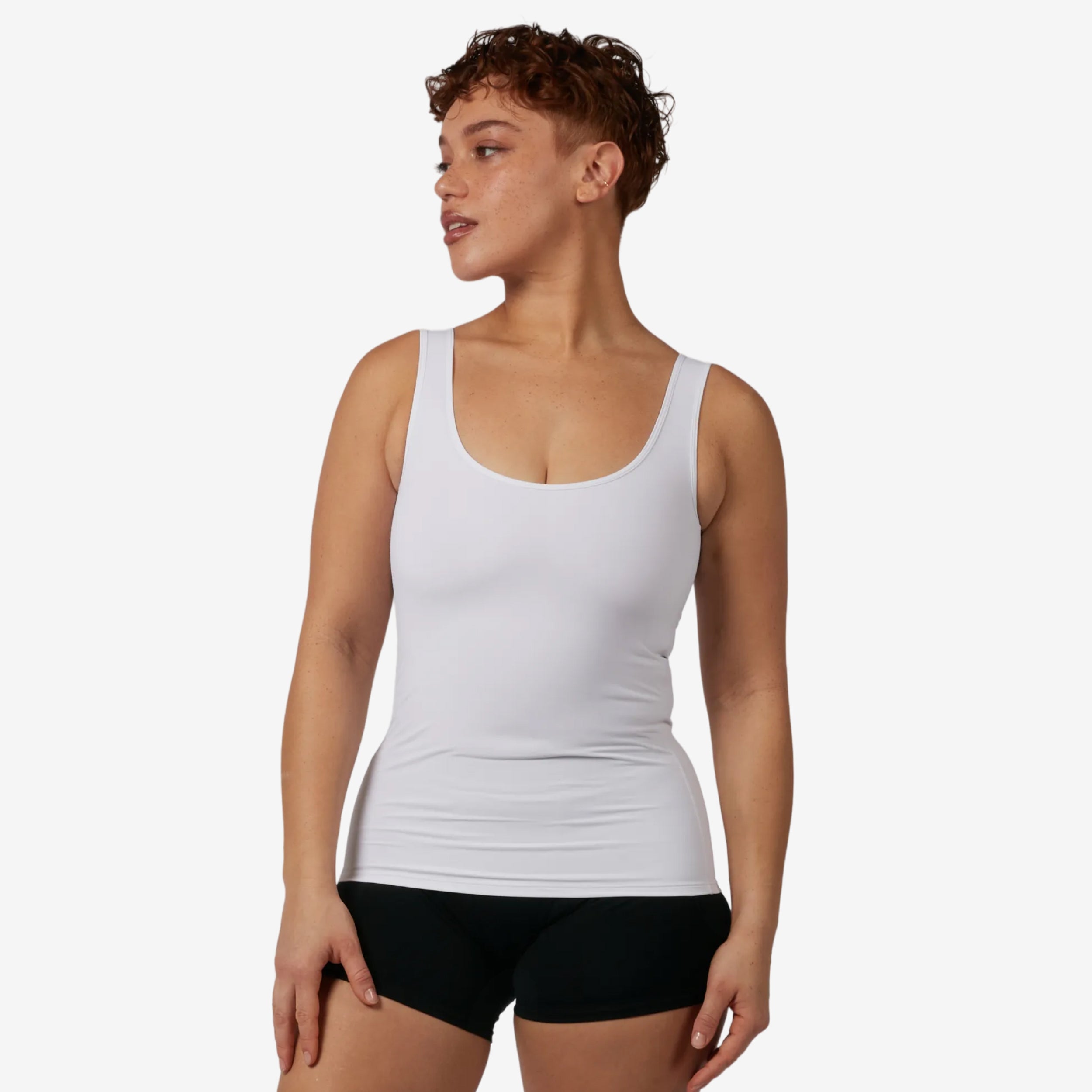 Model: Ariana is 5'7" and wears a medium