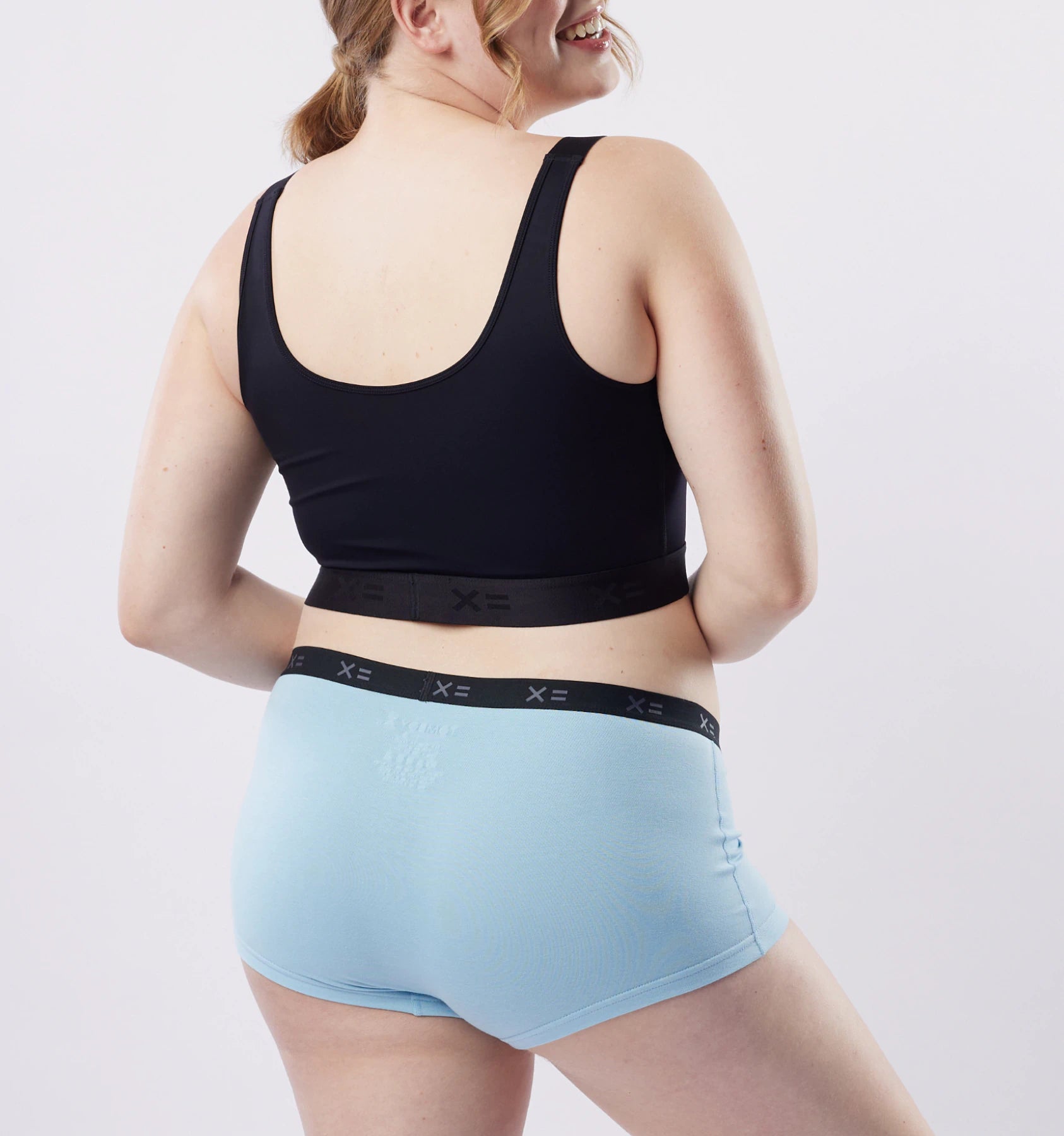 Model: Kaley is 5'8" and wears a large